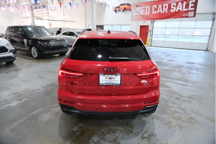 $29575 : 2022 Q3 45 S line Premium Plus image 9