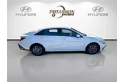 $18340 : Hyundai ELANTRA 2024 SEL 4dr thumbnail