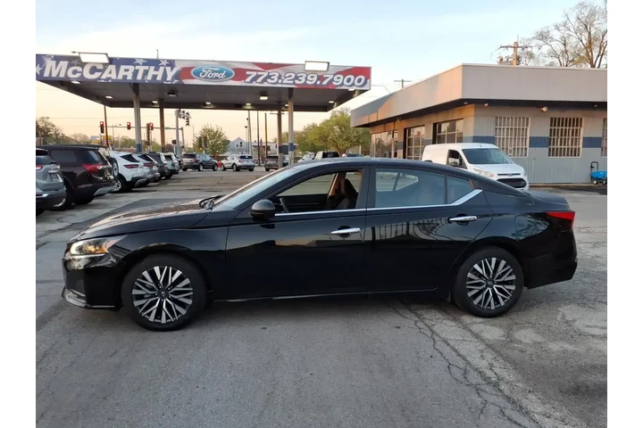 $21982 : Nissan Altima 2024 2.5 SV 4d image 6