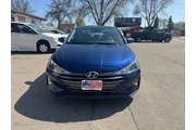 $12990 : 2019 Elantra SE thumbnail