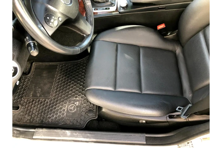 $12990 : 2011 Mercedes-Benz C-Class C3 image 9