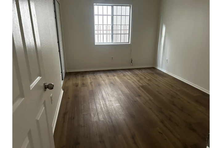 $1000 : Cuarto en Renta image 8