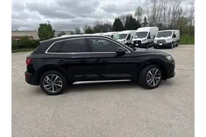 $22199 : Audi Q5 2021 AWD quattro Pre image 4
