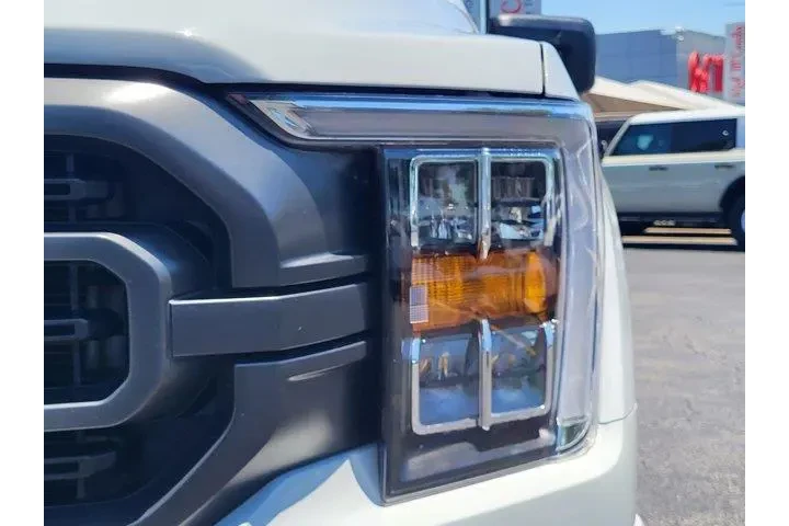 $37000 : Ford F-150 2023 4x2 XL 4dr S image 10