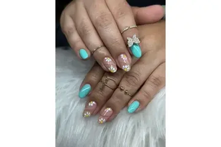 Bonitas Nail Salon & Academy image 9