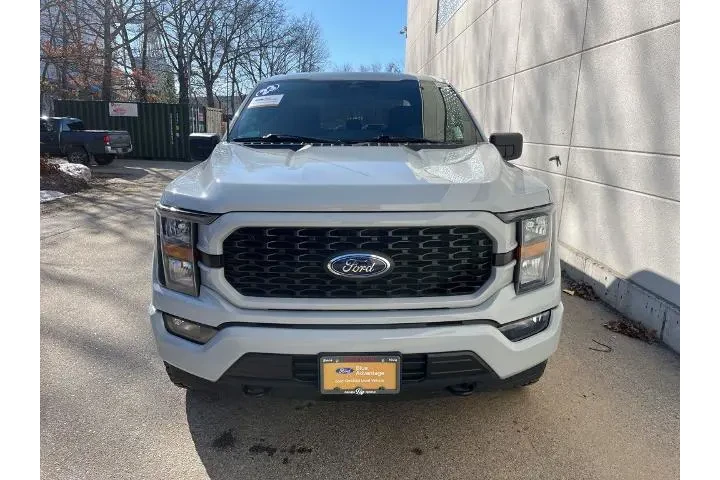 $35976 : Ford F-150 2023 4x4 XL 4dr S image 3