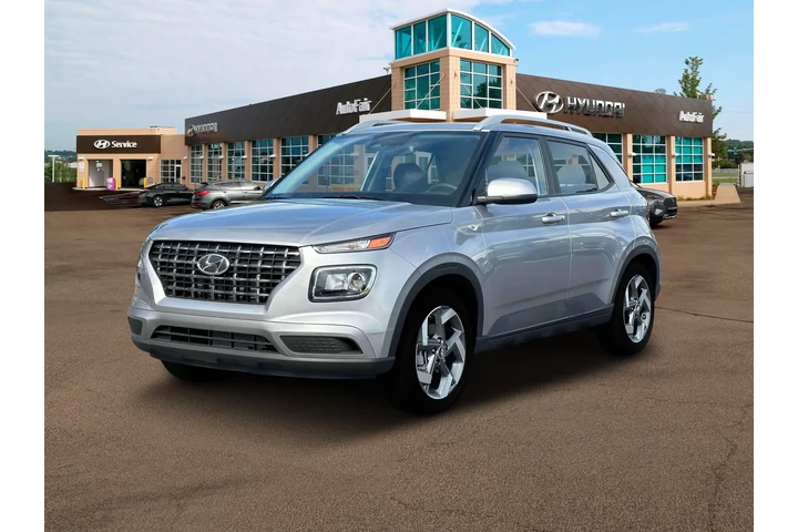 $20900 : Hyundai VENUE 2024 SEL 4dr C image 1