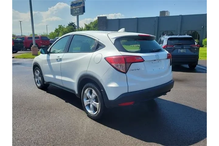 $15903 : Honda HR-V 2016 AWD LX 4dr C image 3