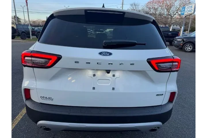 $31700 : Ford Escape Plug-In Hybrid 2 image 5