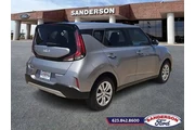 $15888 : Kia Soul 2023 LX 4dr Crossov thumbnail