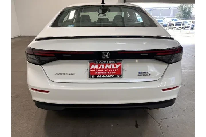 $20991 : Honda Accord Hybrid 2023 Spo image 4