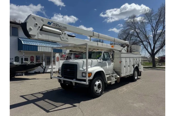 $31990 : 1997 F-800 image 4