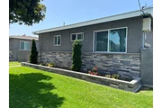 $900 : Freshly painted two bedroom thumbnail