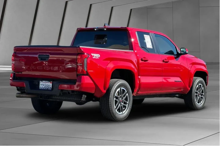 $38900 : Toyota Tacoma 2024 4x4 TRD S image 4