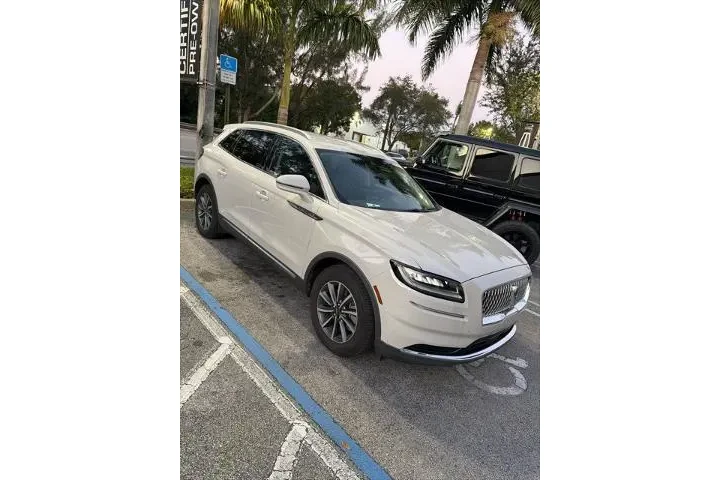 $19990 : Lincoln Nautilus 2021 Standa image 2