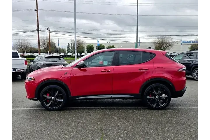 $31900 : Dodge Hornet 2024 AWD R/T Pl image 8