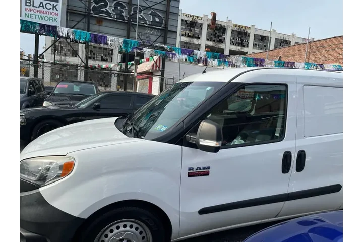 2016 RAM ProMaster City image 7