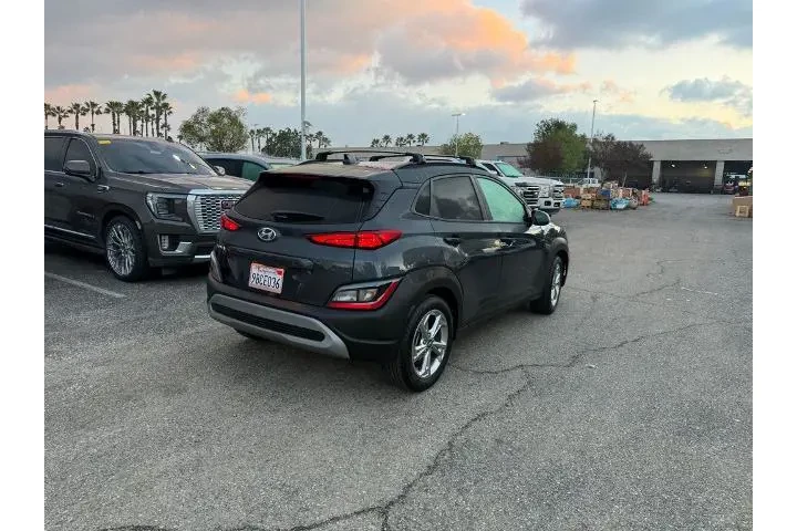 $16700 : Hyundai KONA 2022 SEL 4dr Cr image 3