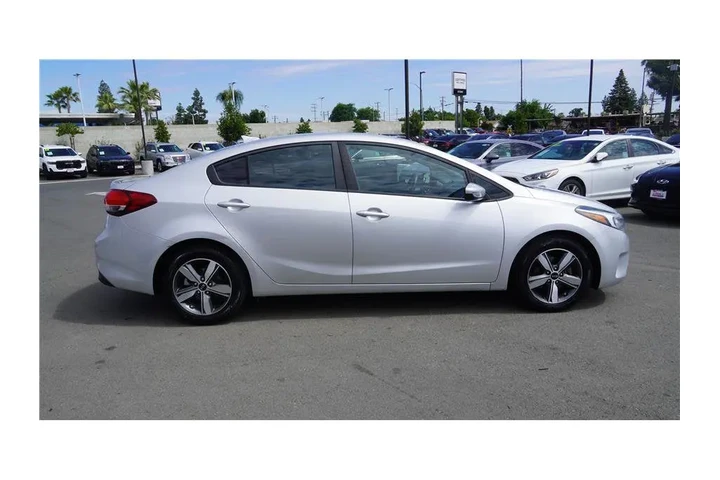 $10984 : 2018 Forte LX image 5