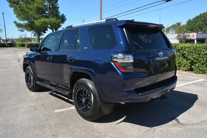 2019 4Runner SR5 Premium image 10