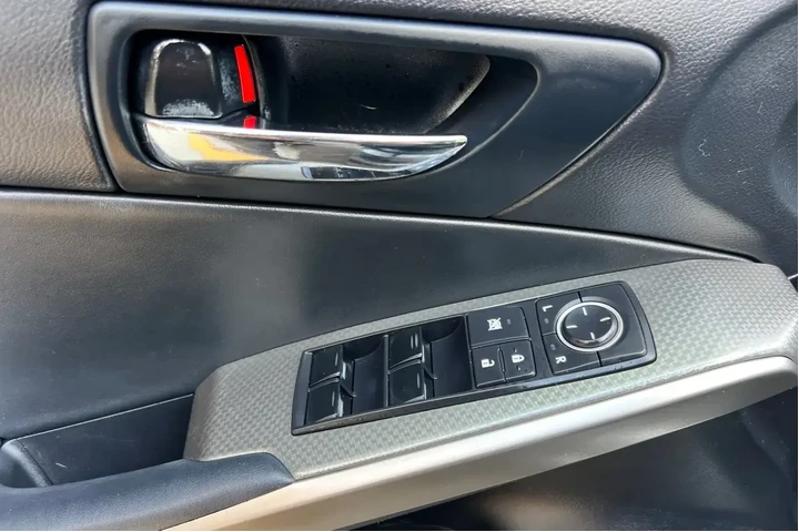 Lexus IS 350 2014 4dr Sedan image 10