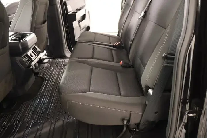 $32718 : Ford F-150 2023 4x4 XLT 4dr image 5