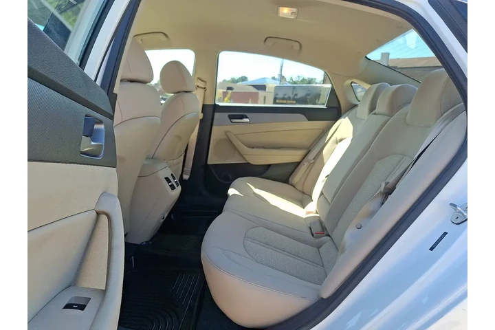 $15977 : Hyundai SONATA 2019 SEL 4dr image 10