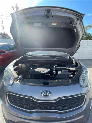 $15990 : 2017 KIA SPORTAGE2017 KIA SPO image 1