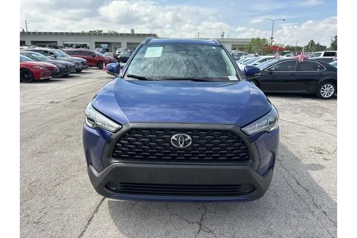 $21888 : Toyota Corolla Cross 2023 LE image 8