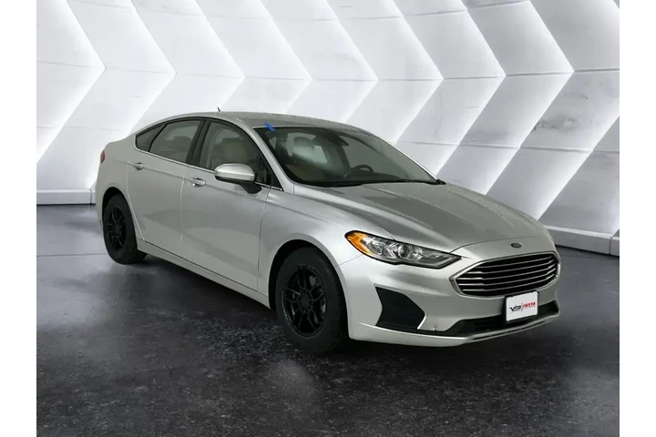 $16541 : Ford Fusion 2019 S 4dr Sedan image 1