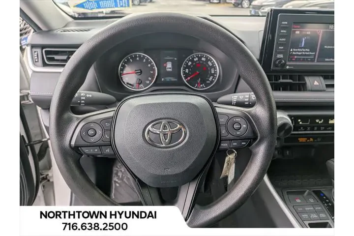 $22973 : Toyota RAV4 2021 AWD LE 4dr image 7
