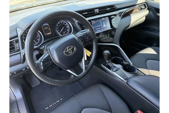 $18333 : Toyota Camry 2019 LE 4dr Sed image 10