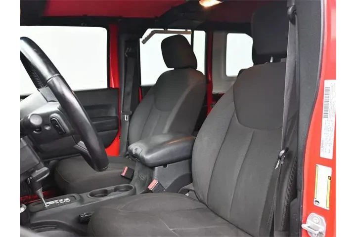 $18766 : Jeep Wrangler Unlimited 2017 image 5