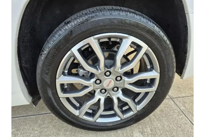 $29784 : GMC Terrain 2024 AWD Denali image 4