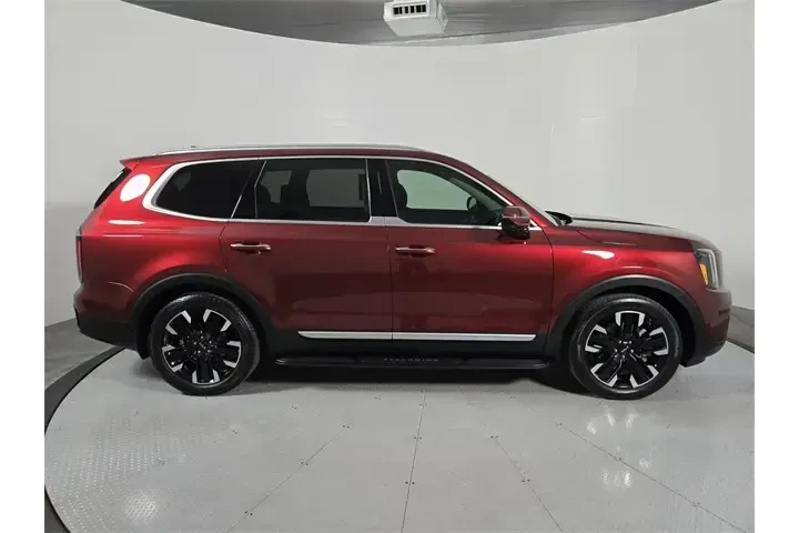 $39945 : Kia Telluride 2024 AWD SX 4d image 3