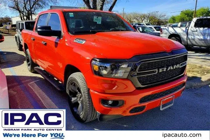 $33833 : Ram 1500 2024 4x4 Tradesman image 1