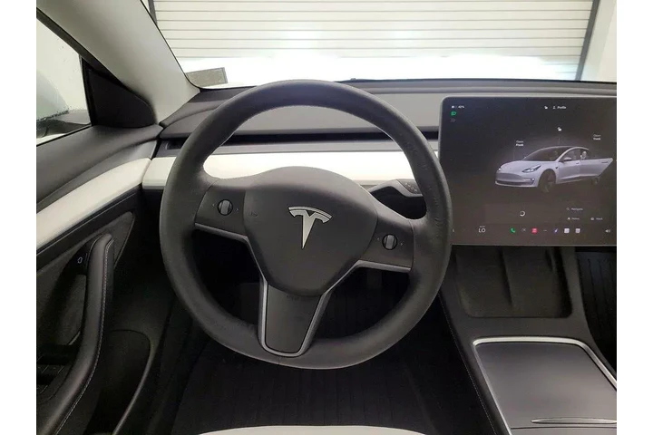 $27998 : Tesla Model 3 2022 AWD Long image 10