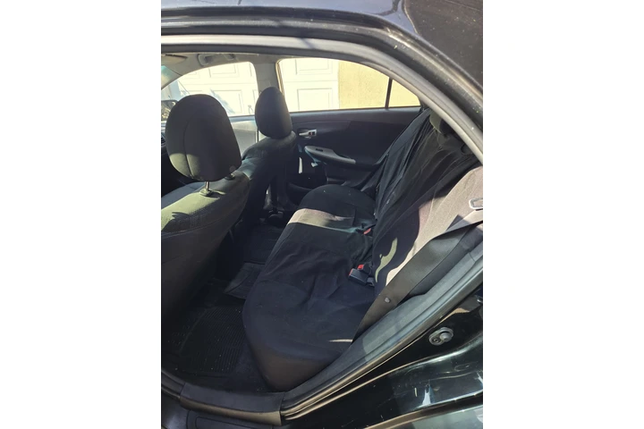 $4 : Vendo  toyota corolla 2013 image 6