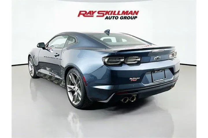 $24975 : Chevrolet Camaro 2019 LT 2dr image 5