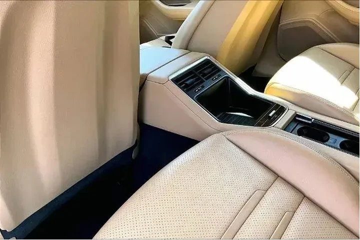 $39991 : Porsche Panamera 2018 4dr Se image 10