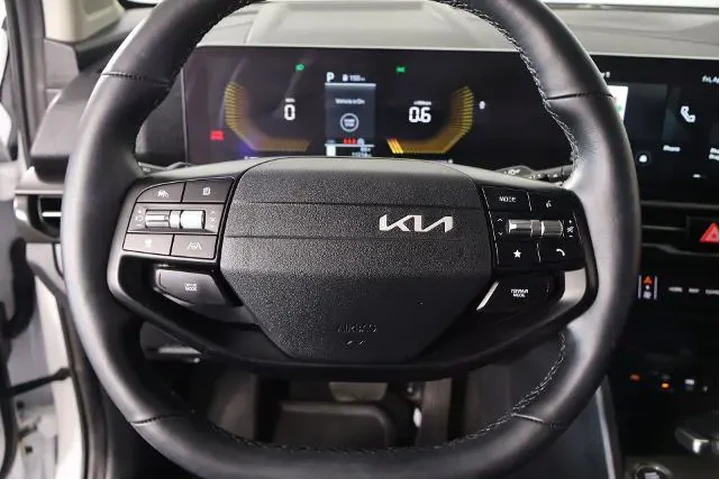 $32810 : Kia Sportage 2026 AWD EX 4dr image 3