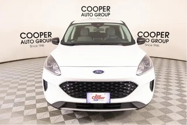 $19849 : Ford Escape Hybrid 2022 SE 4 image 8