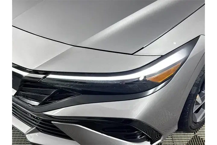 $18720 : Hyundai ELANTRA 2025 Limited image 2