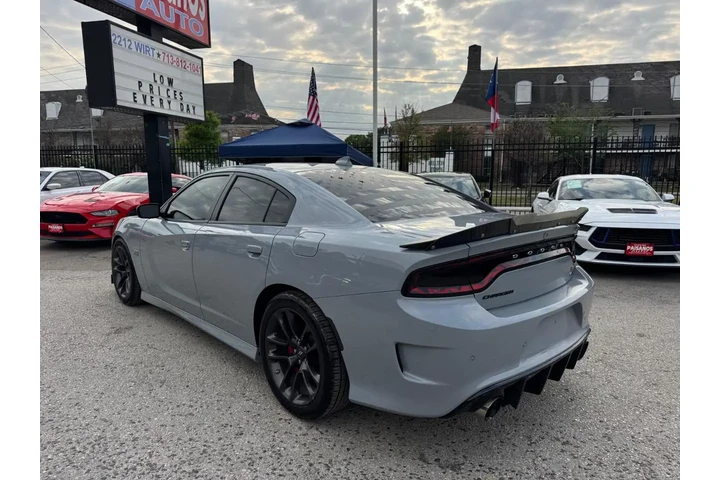 2022 Charger Scat Pack image 4