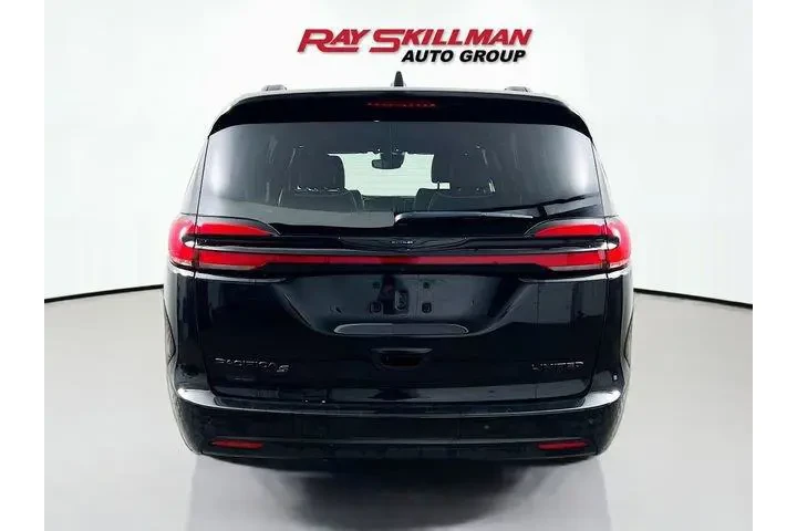 $39975 : Chrysler Pacifica 2024 Limit image 6