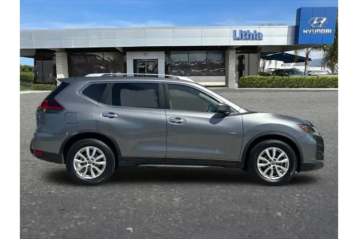 $10399 : Nissan Rogue 2019 SV 4dr Cro image 9