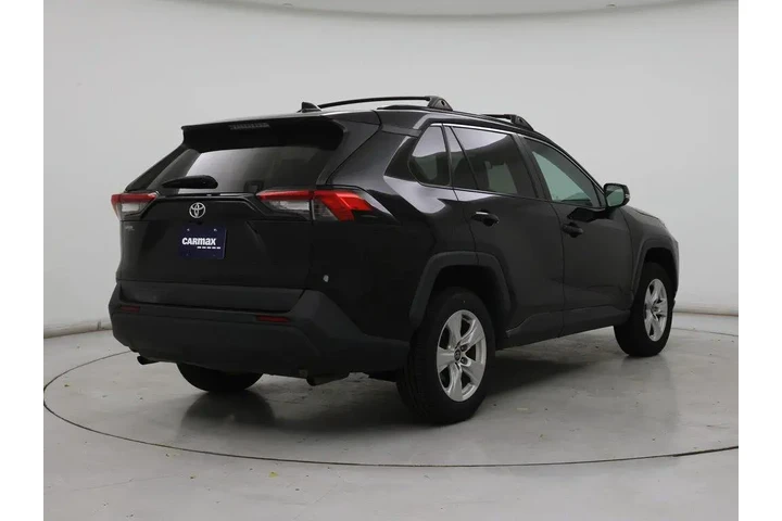 $20998 : Toyota RAV4 2021 AWD XLE 4dr image 8
