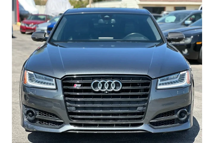 2016 AUDI S8 PLUS SEDAN 4D image 6