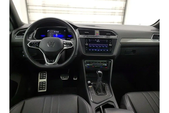 $23998 : Volkswagen Tiguan 2022 SE R- image 9