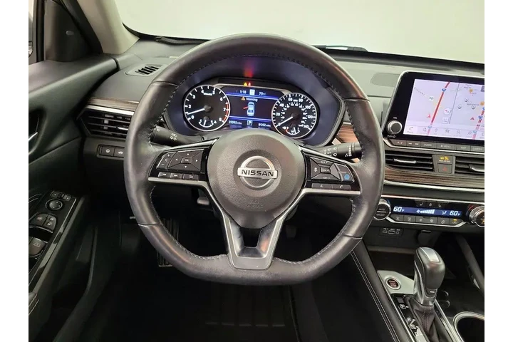 $21998 : Nissan Altima 2020 2.5 SL 4d image 10